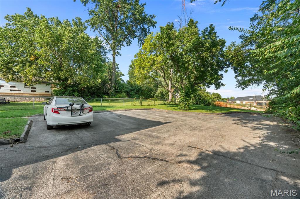 2646 Melvin Avenue Property Photo 45
