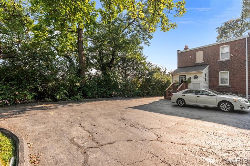 2646 Melvin Avenue Property Photo 46