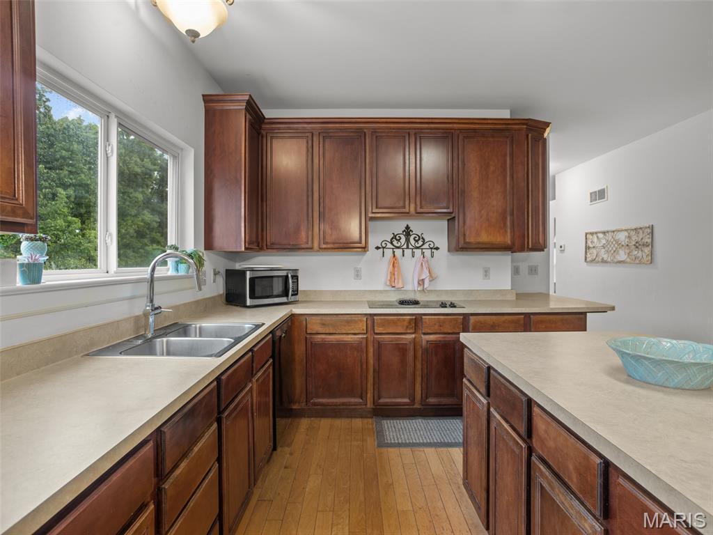 965 Stone Spring Drive Property Photo 18