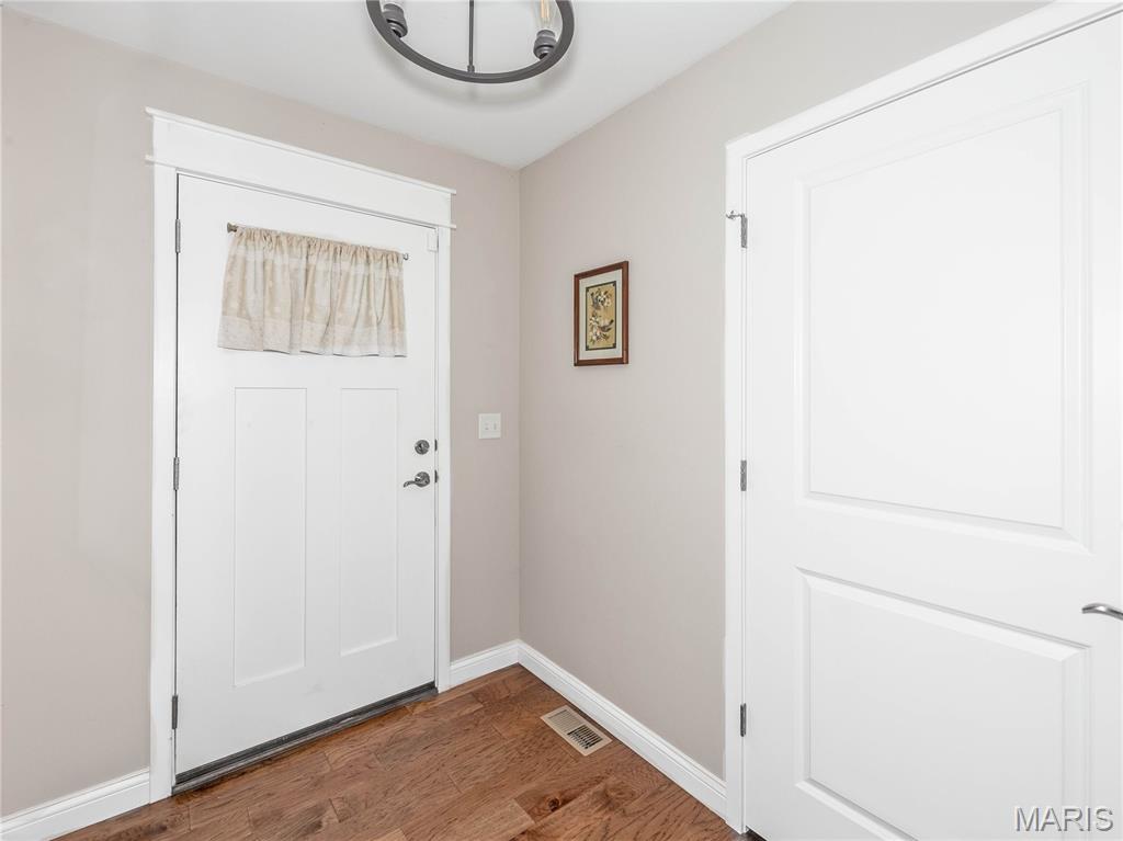 1873 Appleton Court Property Photo 7