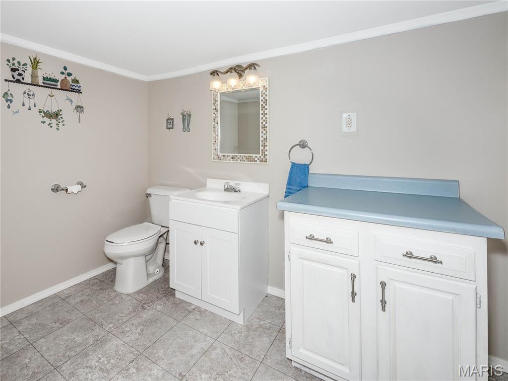 1873 Appleton Court Property Photo 32