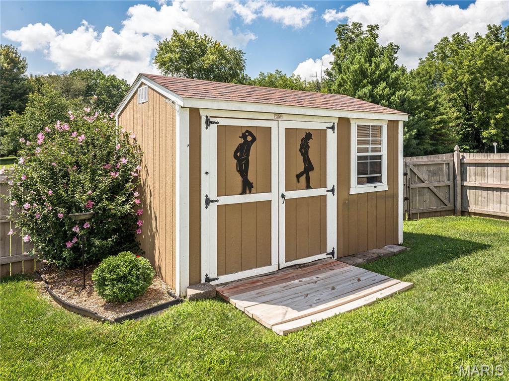 1873 Appleton Court Property Photo 41