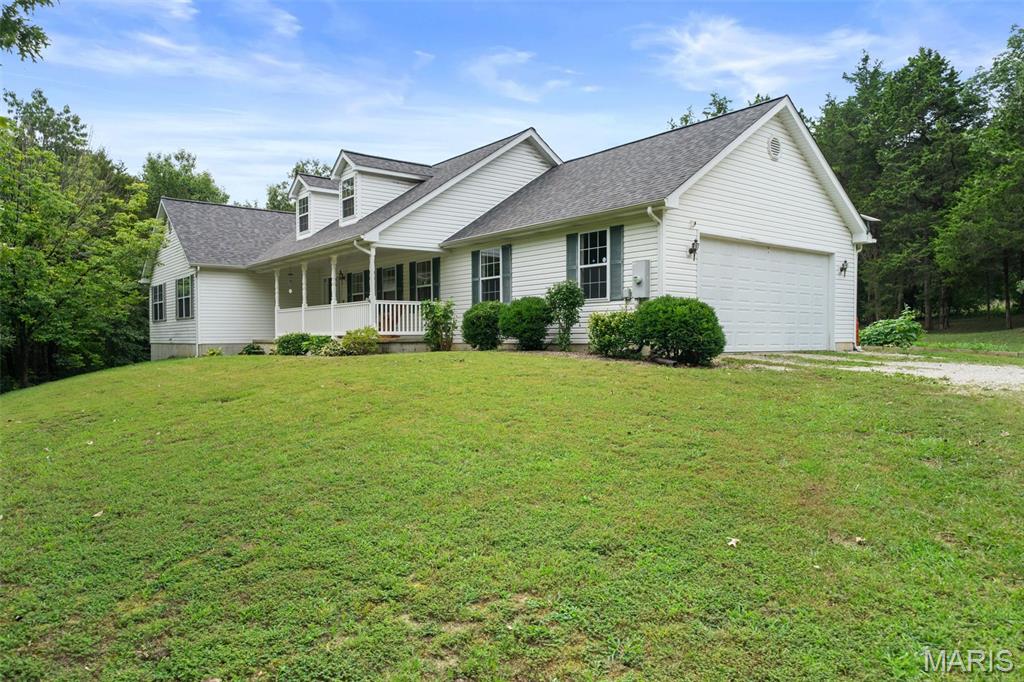 139 Phillip Lane Property Photo 1