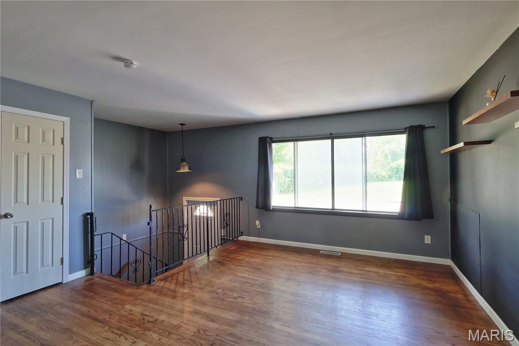 7416 Mexico Road Property Photo 4