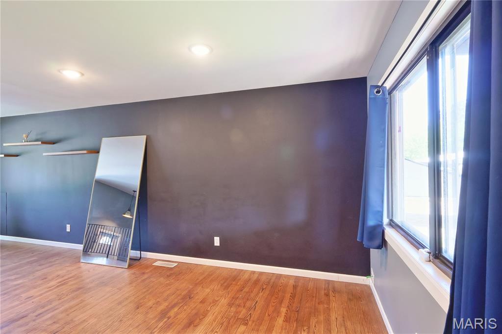7416 Mexico Road Property Photo 12