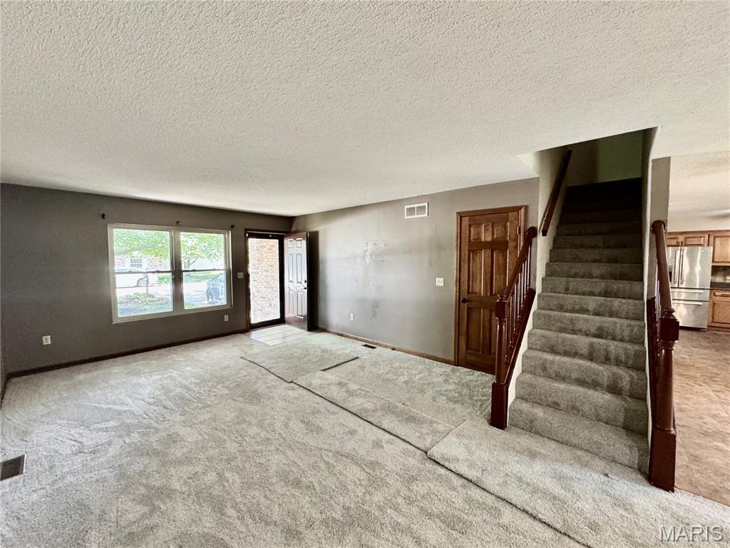 1634 Progress Lane Property Photo 6