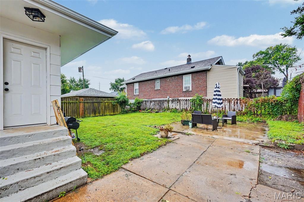 8735 Brenda Avenue Property Photo 19