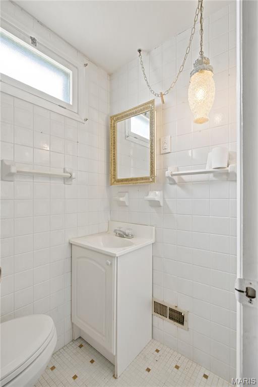 9535 Mackenzie Road Property Photo 18