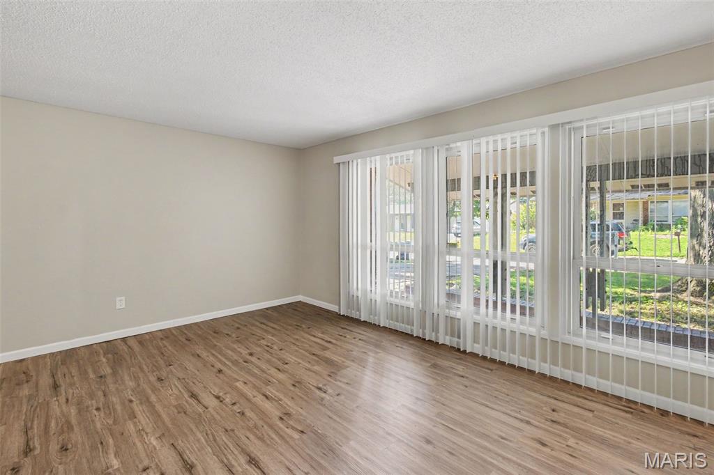 1535 Surf Side Drive Property Photo 2