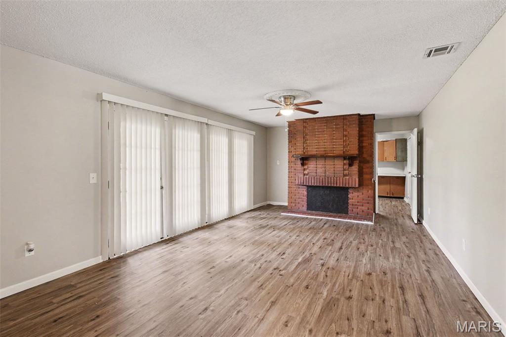 1535 Surf Side Drive Property Photo 4
