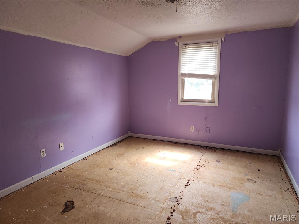 907 Johnson Street Property Photo 8