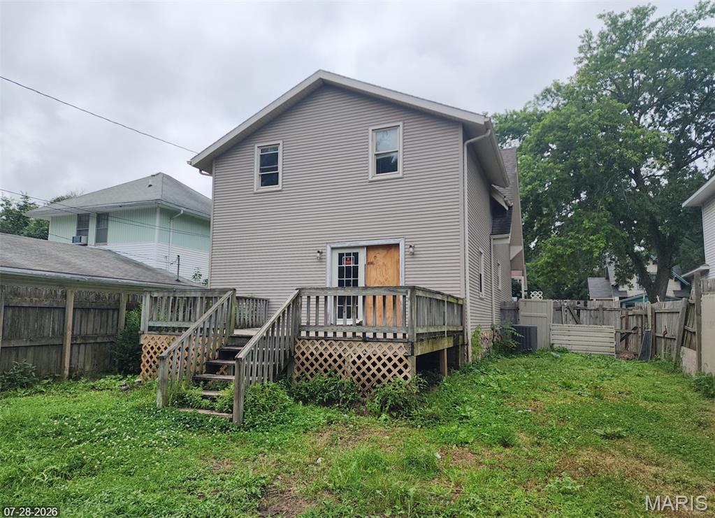 907 Johnson Street Property Photo 12