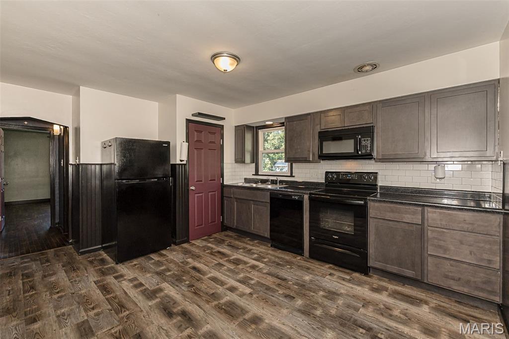 1377 Heydt Avenue Property Photo 13