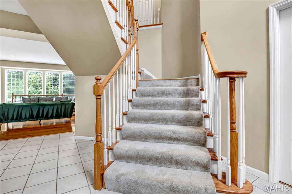 17655 Vintage Oak Drive Property Photo 9