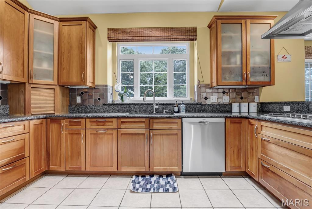 17655 Vintage Oak Drive Property Photo 20