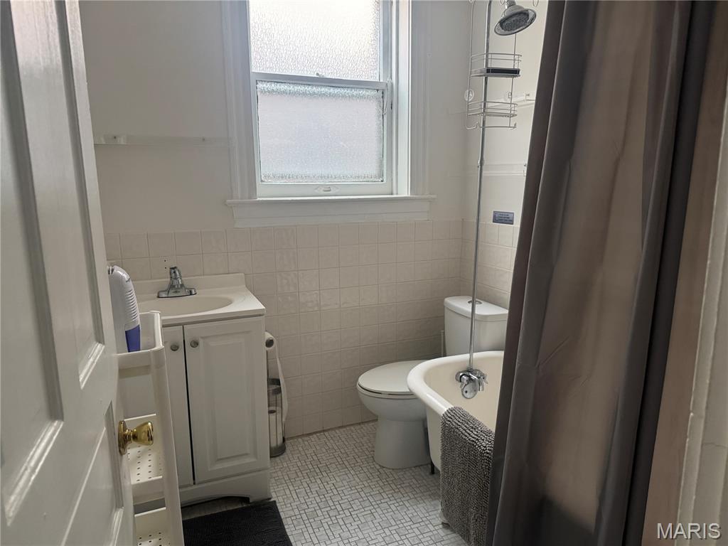4175 Flad Avenue Property Photo 15