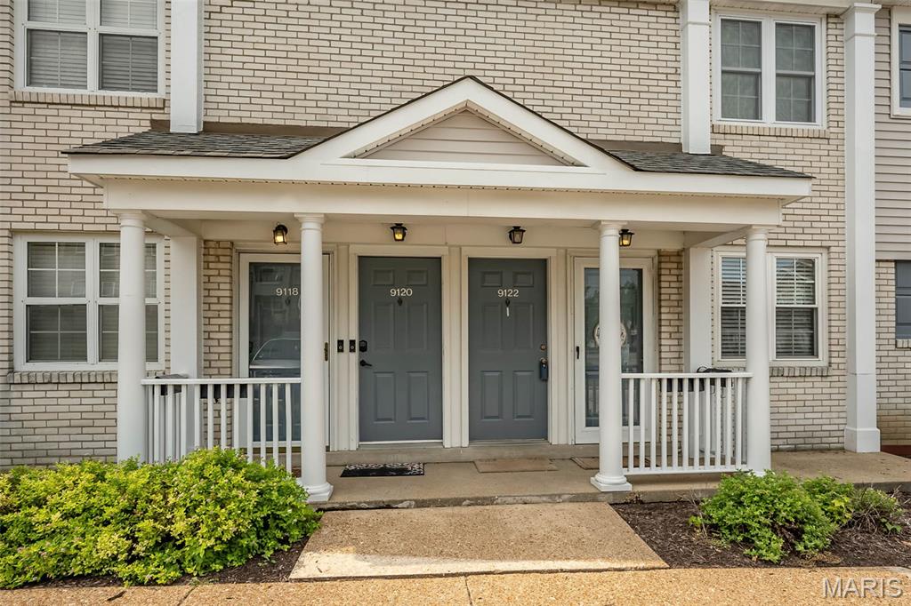 9122 Eager Road Property Photo 4