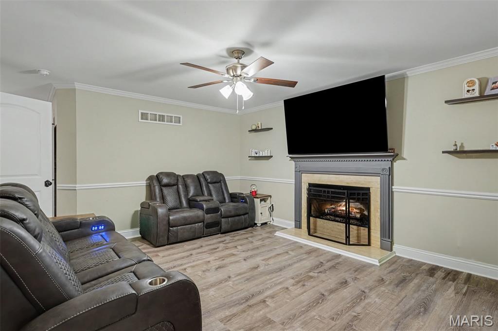 10304 Grant Forest Lane Property Photo 2