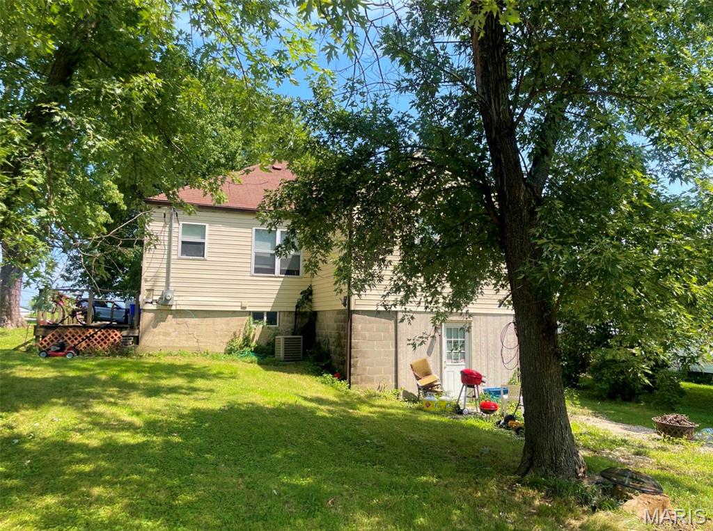 1609 N Cedar Street Property Photo 5