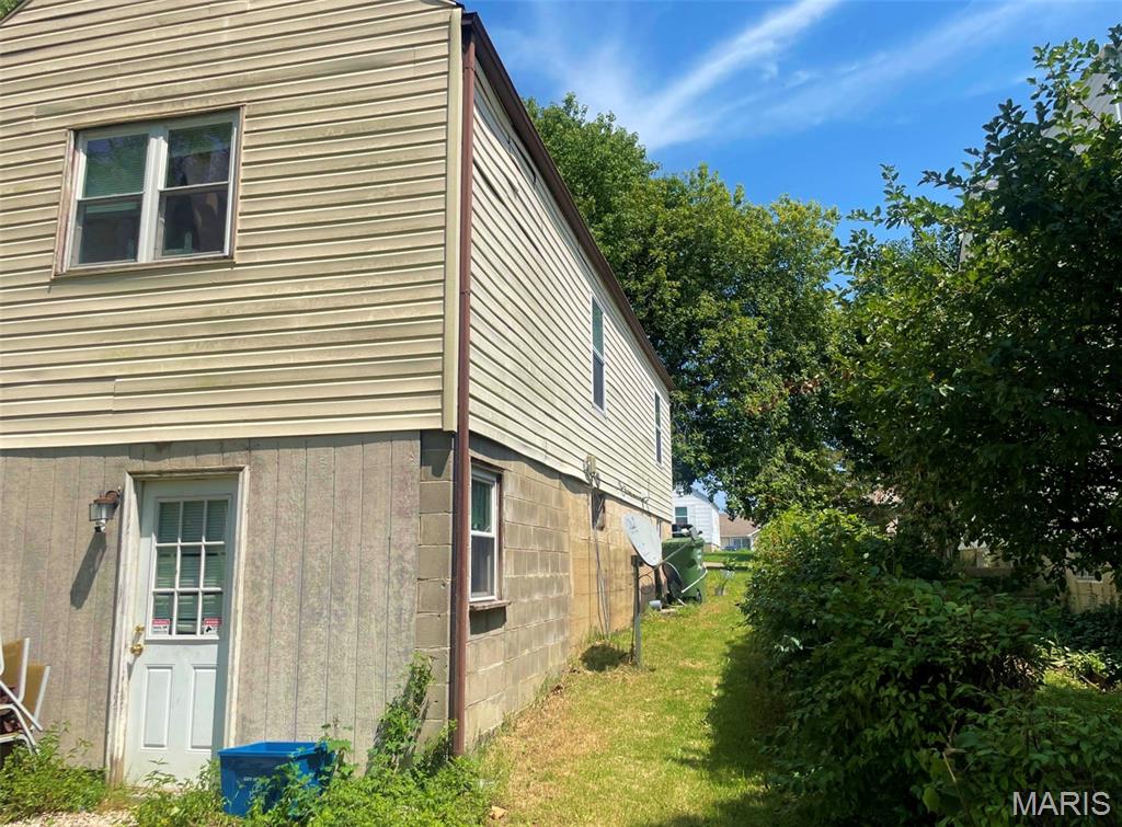 1609 N Cedar Street Property Photo 7