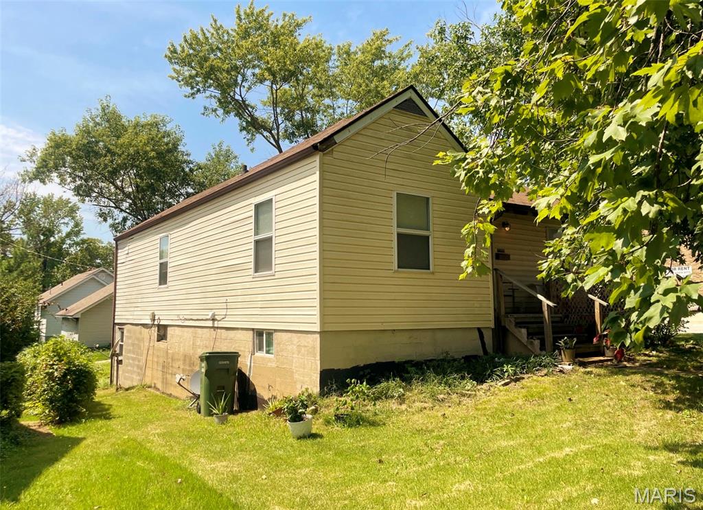 1609 N Cedar Street Property Photo 9
