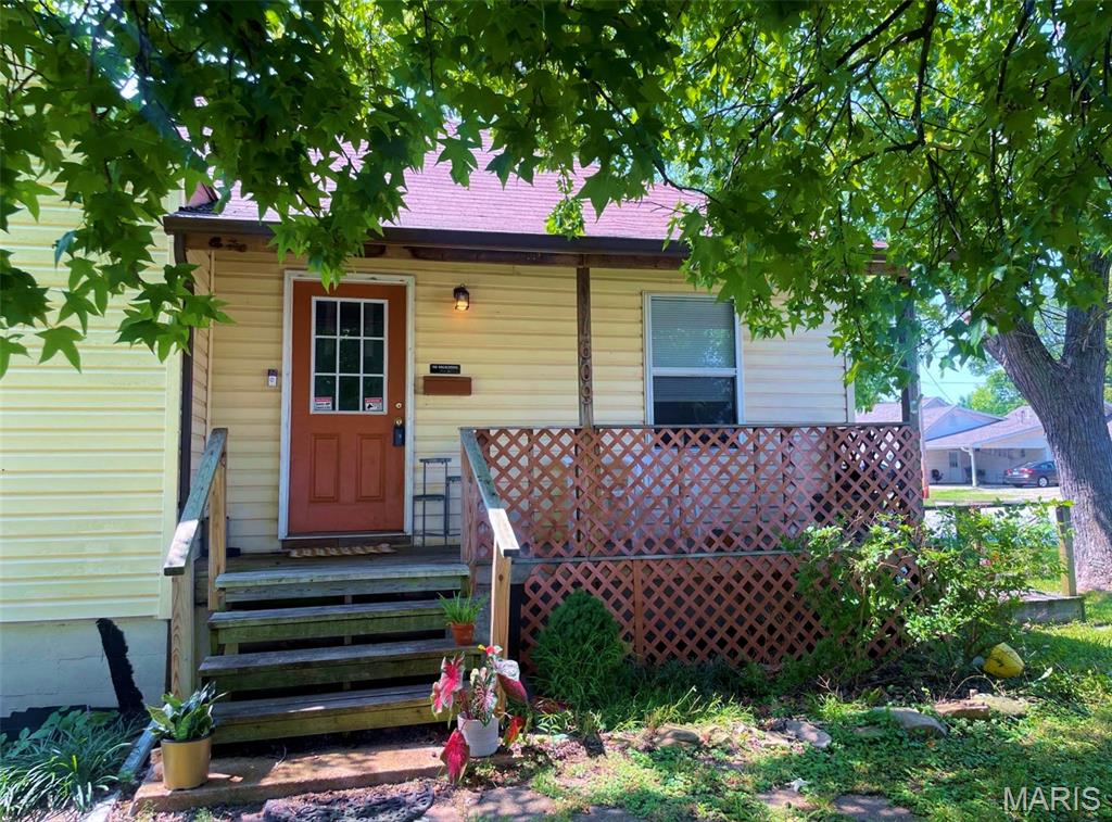1609 N Cedar Street Property Photo 10