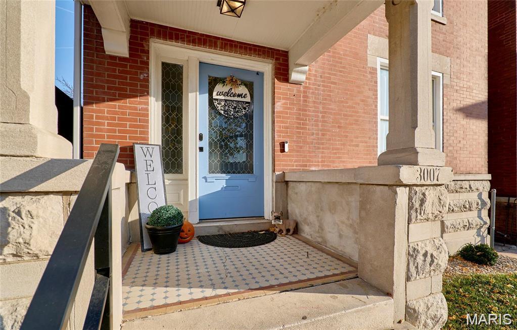 3007 Chippewa Street Property Photo 1
