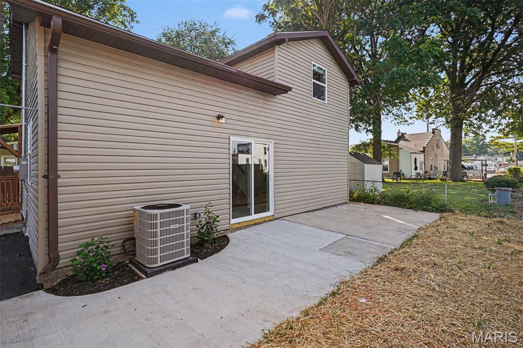 239 Dammert Avenue Property Photo 20