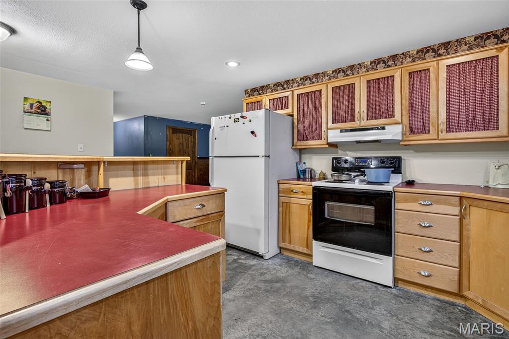 5972 Highway E Property Photo 28