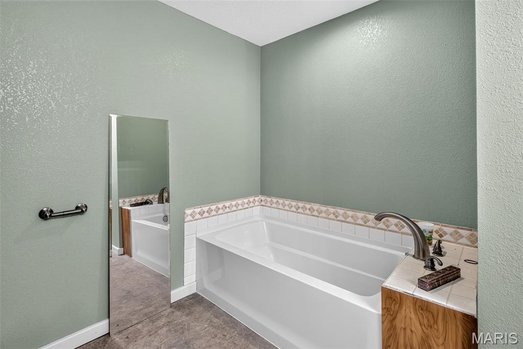 5972 Highway E Property Photo 33
