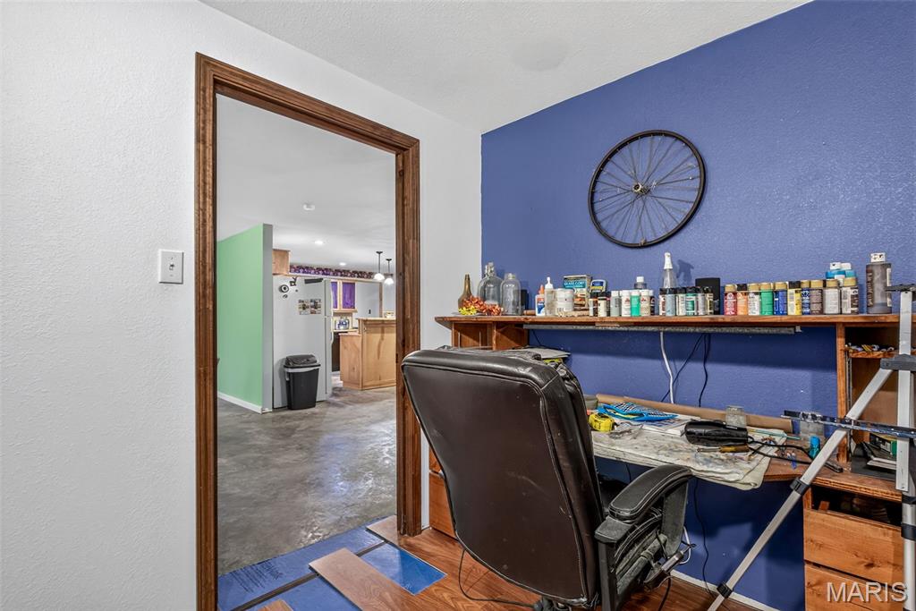 5972 Highway E Property Photo 34