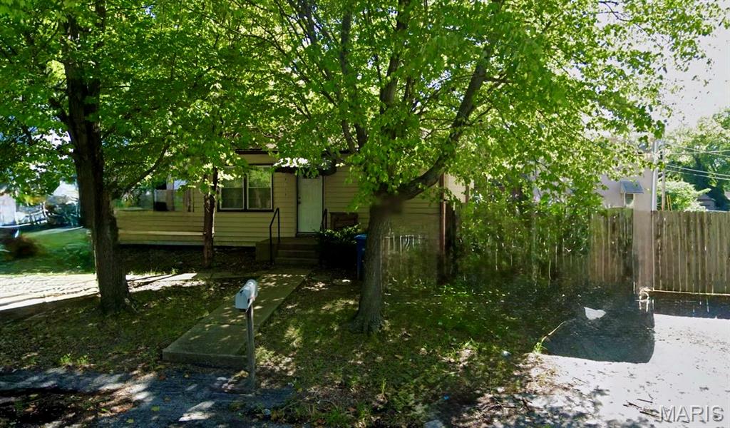 10130 Clairmont Drive Property Photo 1