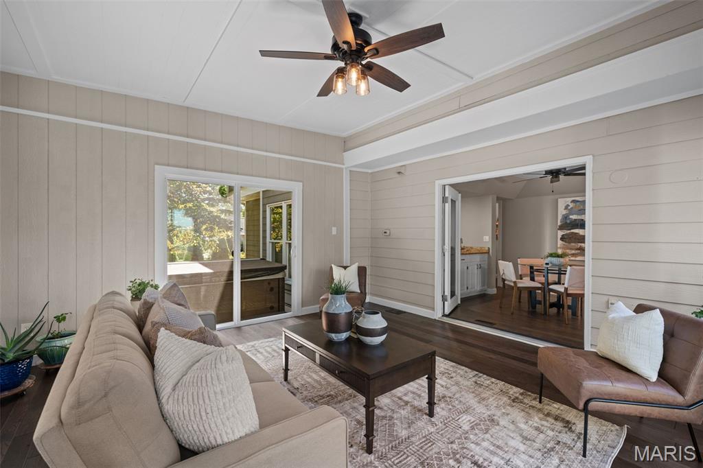 718 Cedar Field Court Property Photo 12