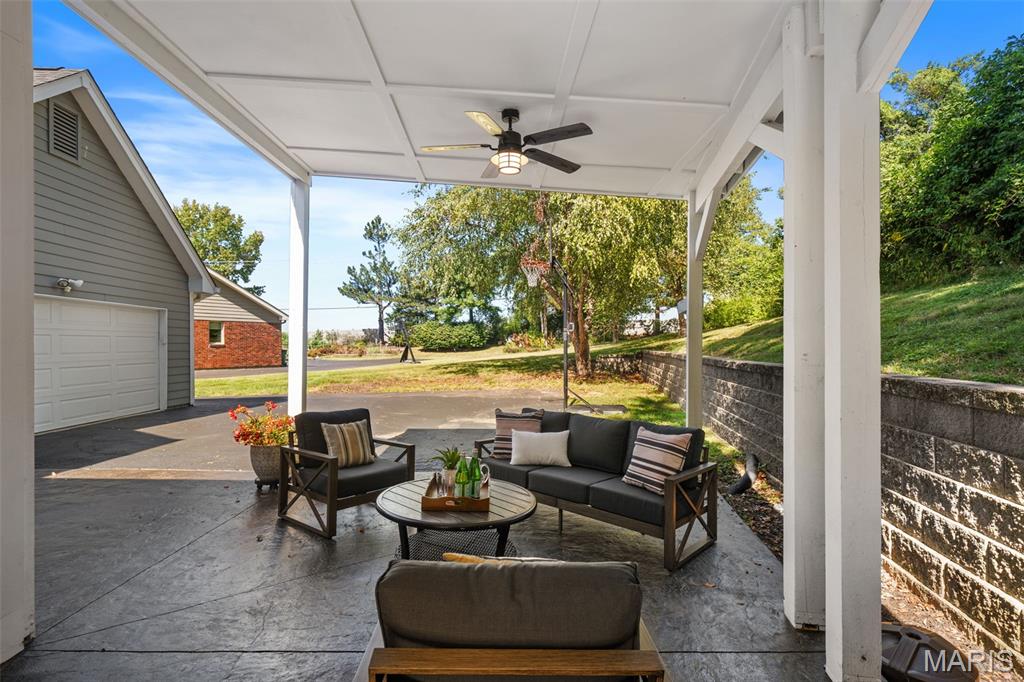 718 Cedar Field Court Property Photo 15