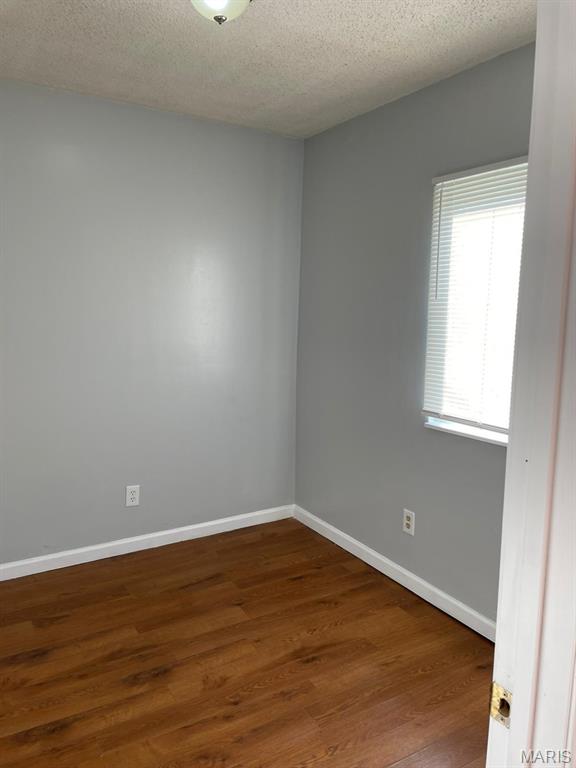 2918 Hammond Avenue Property Photo 9