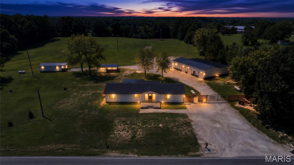 1352 State Road WW