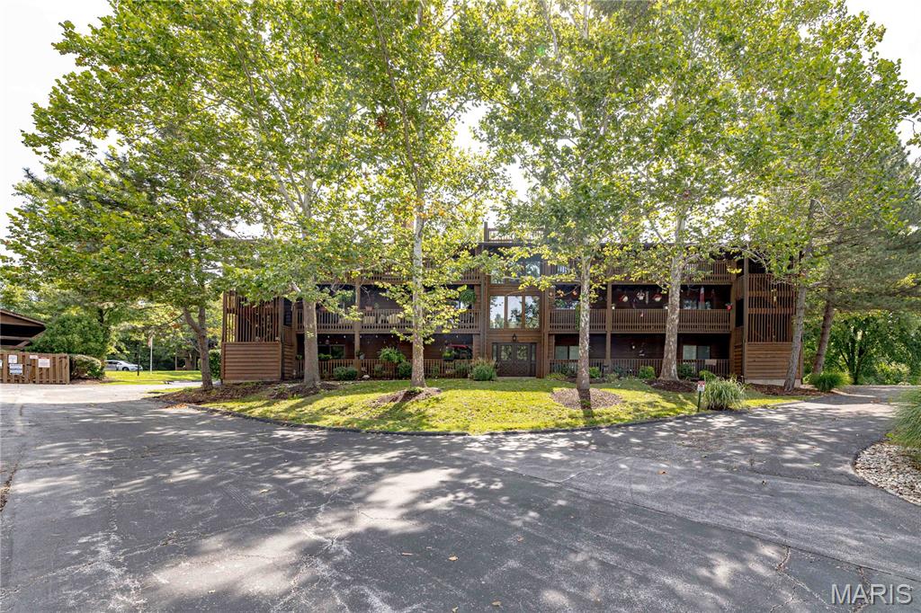 15026 Baxter Village Drive E Property Photo 1