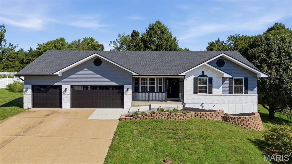 6017 Kassel Court Property Photo 1