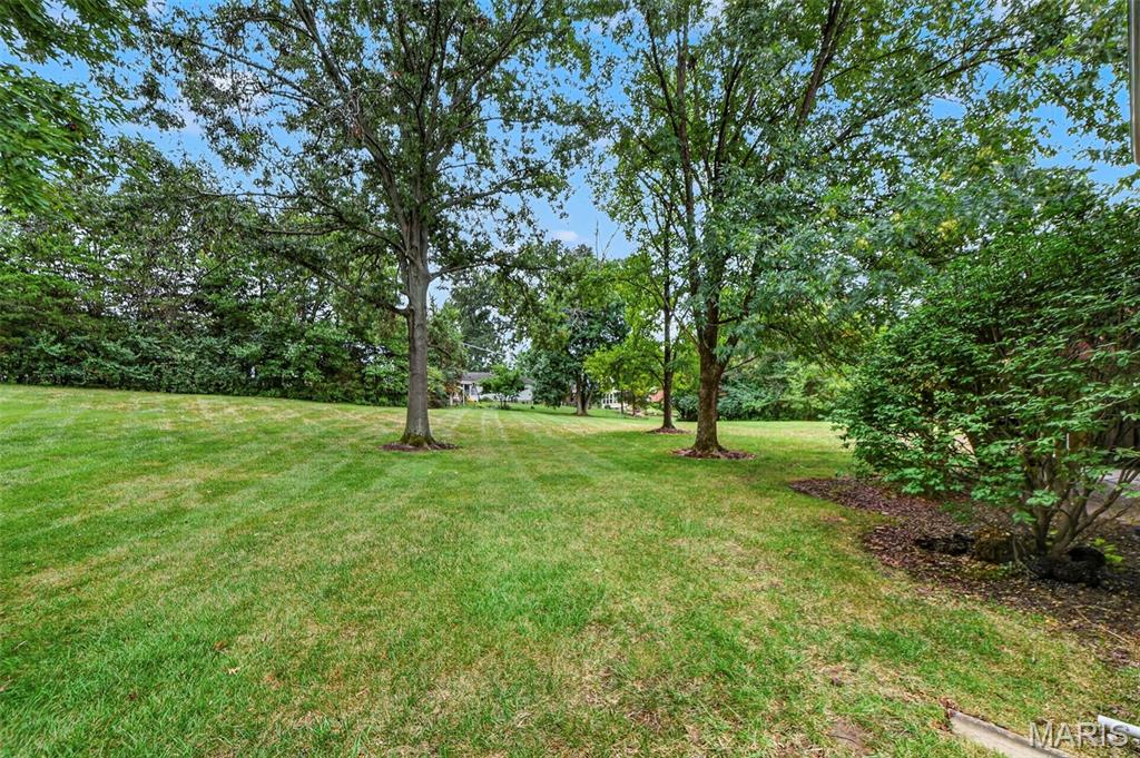 5100 Kennerly Place Drive Property Photo 3