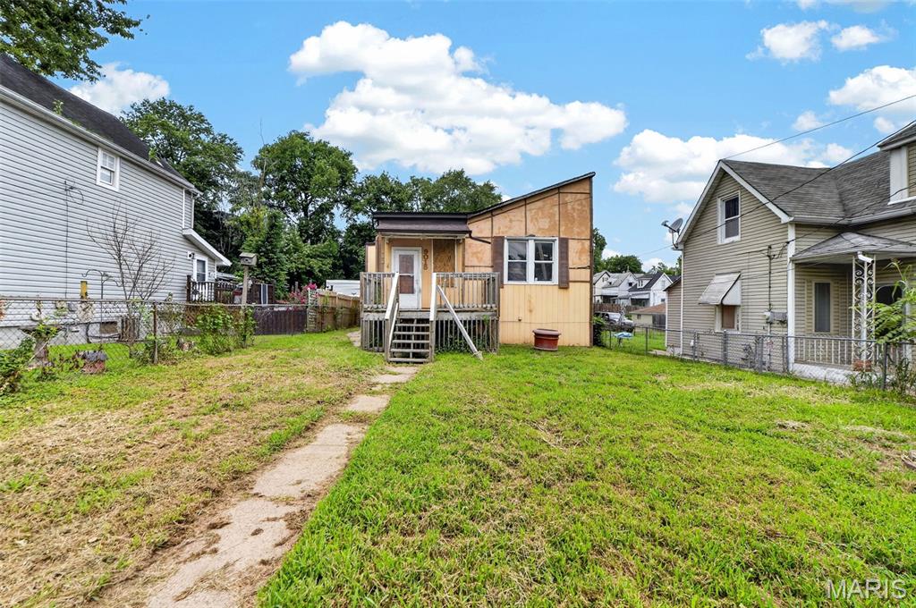 9015 S Broadway Property Photo 2