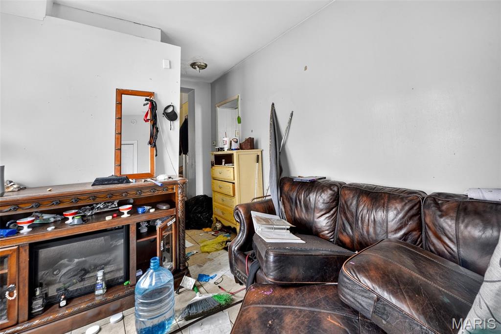 9015 S Broadway Property Photo 11