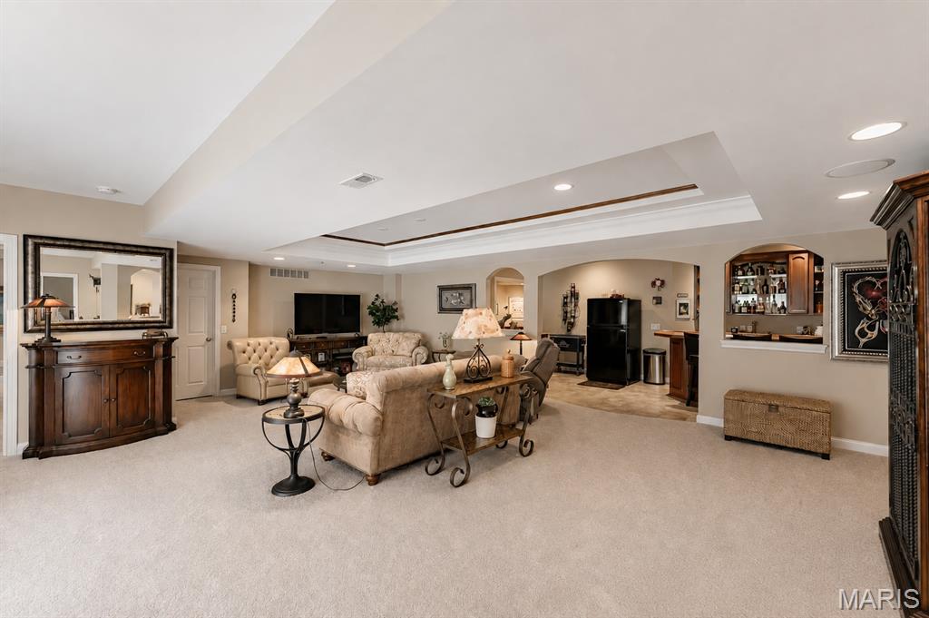 4484 Kingfisher Court Property Photo 10