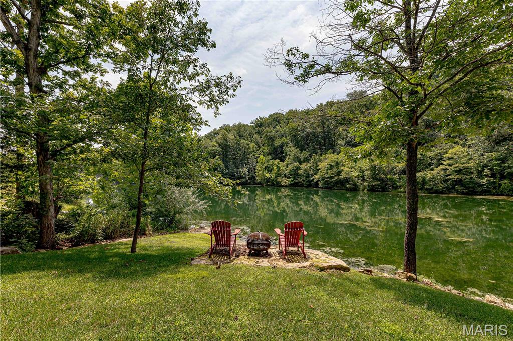 4484 Kingfisher Court Property Photo 11