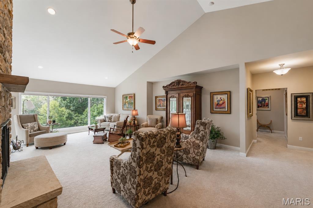4484 Kingfisher Court Property Photo 13
