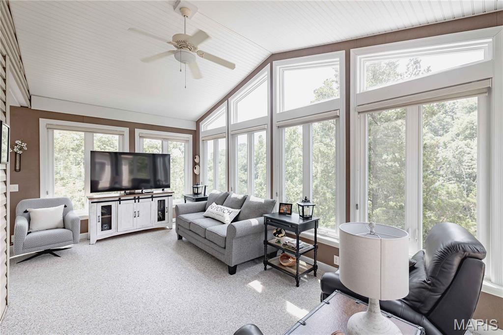 4484 Kingfisher Court Property Photo 18