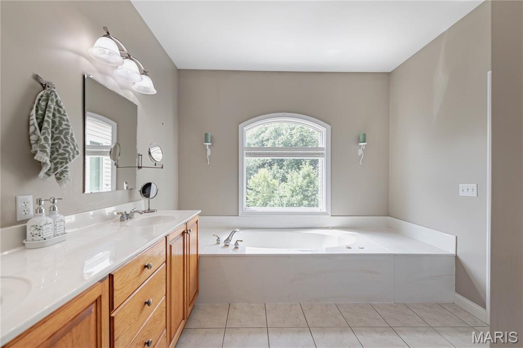 4484 Kingfisher Court Property Photo 26