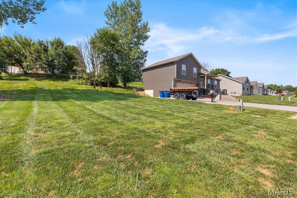 1025 Wrigley Circle Property Photo 3