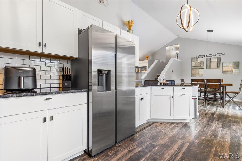 1025 Wrigley Circle Property Photo 11