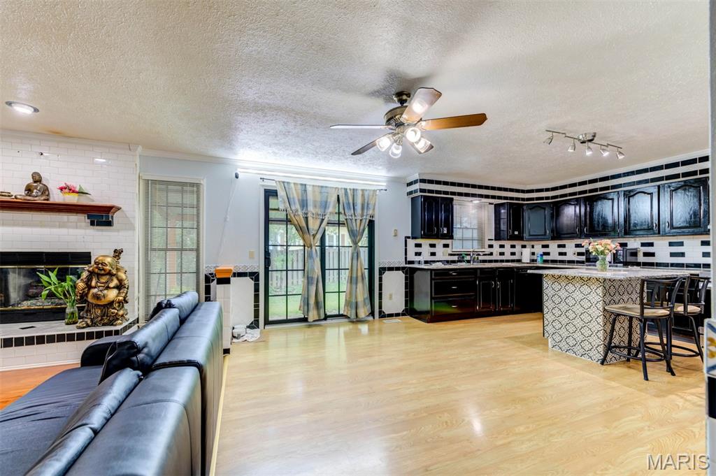 4708 Koglin Court Property Photo 16