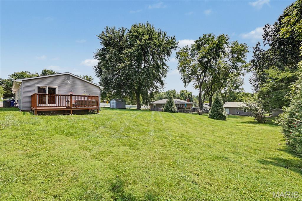 31 Plackemeier Property Photo 28